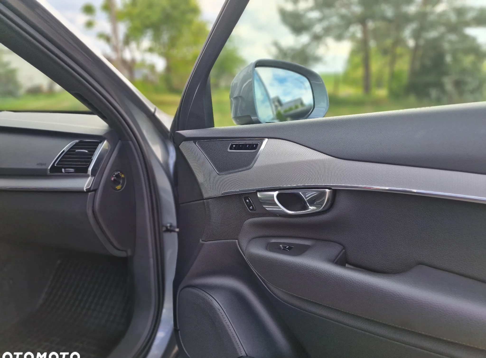 Volvo XC 90 cena 124900 przebieg: 233000, rok produkcji 2016 z Myszyniec małe 211